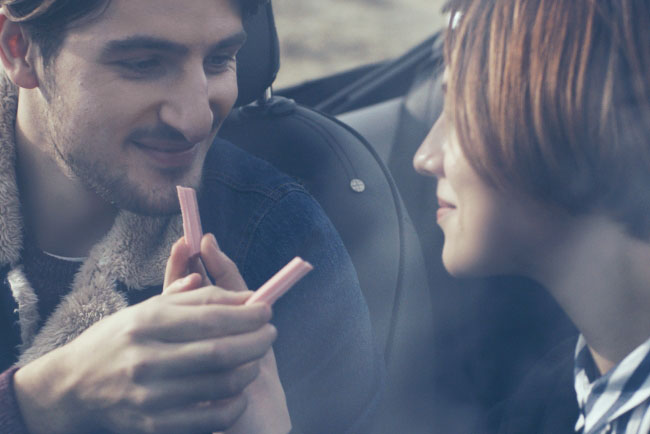 MINI × KitKat バレンタイン特別コラボ WEBCM